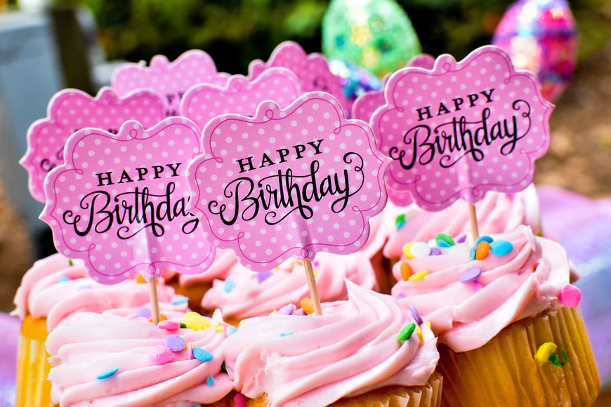Happy Birthday cakes